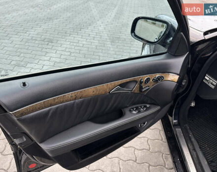 Черный Мерседес Е-Класс, объемом двигателя 2.99 л и пробегом 310 тыс. км за 8100 $, фото 22 на Automoto.ua