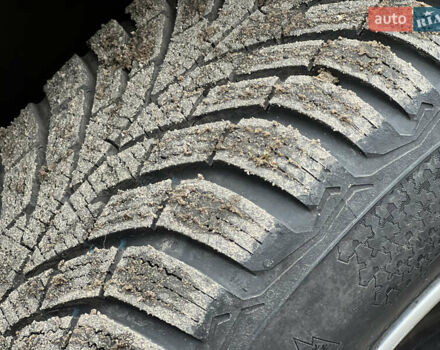 Черный Мерседес Е-Класс, объемом двигателя 2.99 л и пробегом 430 тыс. км за 8400 $, фото 18 на Automoto.ua