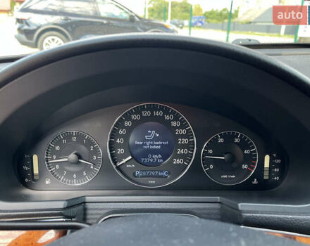 Черный Мерседес Е-Класс, объемом двигателя 2.99 л и пробегом 287 тыс. км за 8900 $, фото 10 на Automoto.ua