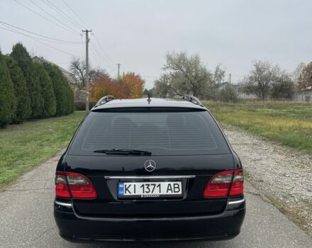 Черный Мерседес Е-Класс, объемом двигателя 3 л и пробегом 358 тыс. км за 5500 $, фото 5 на Automoto.ua