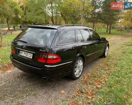 Чорний Мерседес Е-Клас, об'ємом двигуна 2.99 л та пробігом 370 тис. км за 8500 $, фото 2 на Automoto.ua
