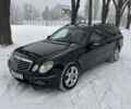 Черный Мерседес Е-Класс, объемом двигателя 2.2 л и пробегом 235 тыс. км за 8499 $, фото 1 на Automoto.ua
