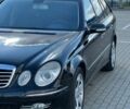 Черный Мерседес Е-Класс, объемом двигателя 2.2 л и пробегом 280 тыс. км за 9000 $, фото 2 на Automoto.ua