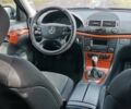 Черный Мерседес Е-Класс, объемом двигателя 2.15 л и пробегом 420 тыс. км за 7500 $, фото 4 на Automoto.ua
