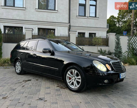 Чорний Мерседес Е-Клас, об'ємом двигуна 2.1 л та пробігом 236 тис. км за 7999 $, фото 7 на Automoto.ua