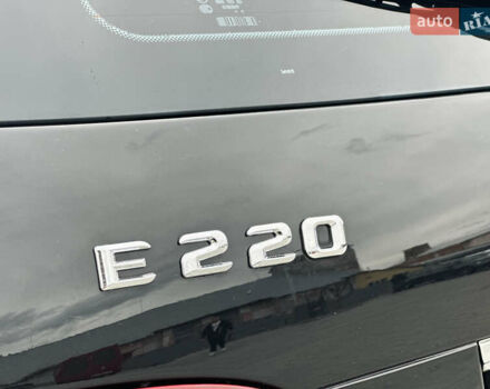 Черный Мерседес Е-Класс, объемом двигателя 2.2 л и пробегом 320 тыс. км за 8349 $, фото 29 на Automoto.ua