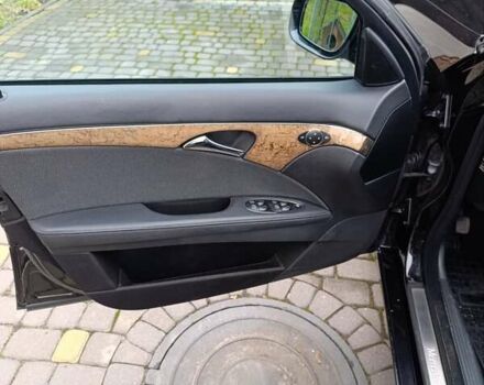 Черный Мерседес Е-Класс, объемом двигателя 2.99 л и пробегом 318 тыс. км за 8200 $, фото 9 на Automoto.ua