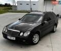 Черный Мерседес Е-Класс, объемом двигателя 2.15 л и пробегом 300 тыс. км за 5999 $, фото 1 на Automoto.ua