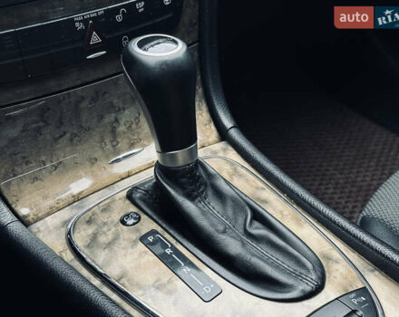 Черный Мерседес Е-Класс, объемом двигателя 2.2 л и пробегом 320 тыс. км за 8349 $, фото 58 на Automoto.ua