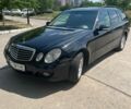 Черный Мерседес Е-Класс, объемом двигателя 2.2 л и пробегом 403 тыс. км за 6800 $, фото 1 на Automoto.ua
