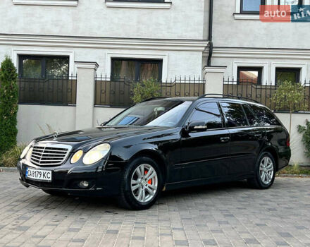 Чорний Мерседес Е-Клас, об'ємом двигуна 2.1 л та пробігом 236 тис. км за 7999 $, фото 1 на Automoto.ua