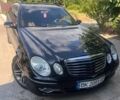 Черный Мерседес Е-Класс, объемом двигателя 3 л и пробегом 350 тыс. км за 9550 $, фото 1 на Automoto.ua