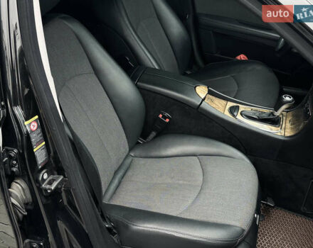 Черный Мерседес Е-Класс, объемом двигателя 2.2 л и пробегом 320 тыс. км за 8349 $, фото 46 на Automoto.ua