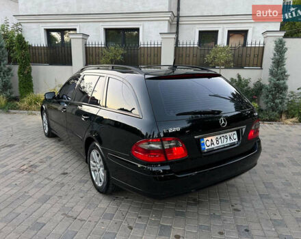 Чорний Мерседес Е-Клас, об'ємом двигуна 2.1 л та пробігом 236 тис. км за 7999 $, фото 20 на Automoto.ua