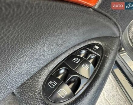 Чорний Мерседес Е-Клас, об'ємом двигуна 2.1 л та пробігом 236 тис. км за 7999 $, фото 29 на Automoto.ua