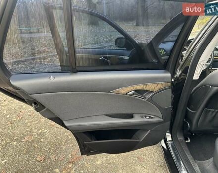 Черный Мерседес Е-Класс, объемом двигателя 2.15 л и пробегом 258 тыс. км за 11999 $, фото 48 на Automoto.ua