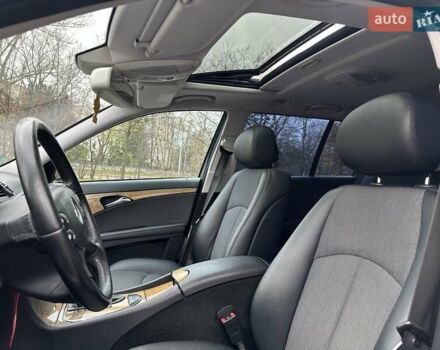 Черный Мерседес Е-Класс, объемом двигателя 2.2 л и пробегом 258 тыс. км за 11500 $, фото 36 на Automoto.ua