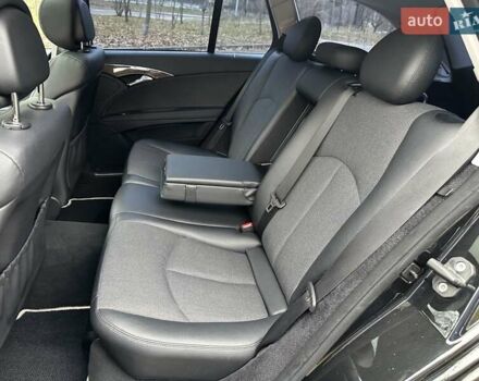 Черный Мерседес Е-Класс, объемом двигателя 2.15 л и пробегом 258 тыс. км за 11999 $, фото 45 на Automoto.ua