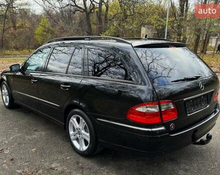 Черный Мерседес Е-Класс, объемом двигателя 2.2 л и пробегом 258 тыс. км за 11500 $, фото 10 на Automoto.ua
