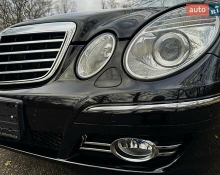 Черный Мерседес Е-Класс, объемом двигателя 2.2 л и пробегом 258 тыс. км за 11500 $, фото 23 на Automoto.ua