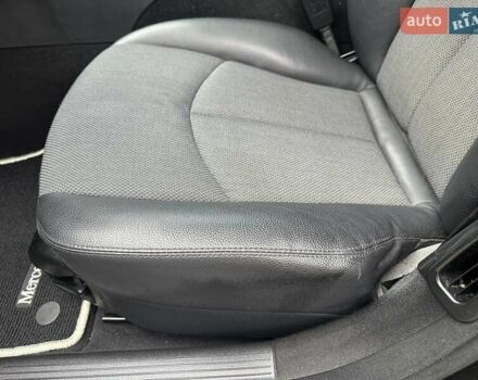 Черный Мерседес Е-Класс, объемом двигателя 2.15 л и пробегом 258 тыс. км за 11999 $, фото 38 на Automoto.ua