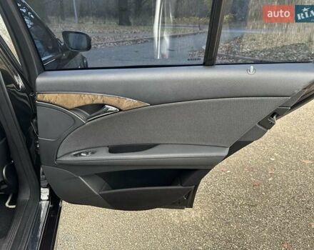 Черный Мерседес Е-Класс, объемом двигателя 2.15 л и пробегом 258 тыс. км за 11999 $, фото 54 на Automoto.ua