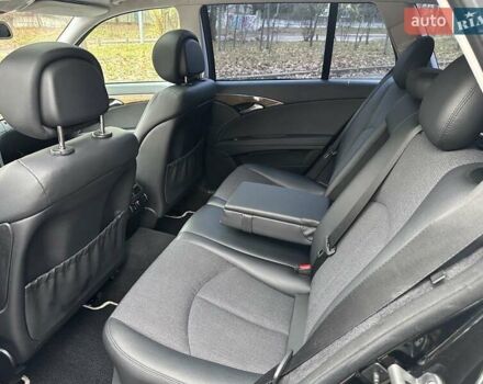 Черный Мерседес Е-Класс, объемом двигателя 2.15 л и пробегом 258 тыс. км за 11999 $, фото 44 на Automoto.ua