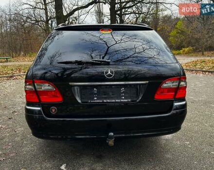 Черный Мерседес Е-Класс, объемом двигателя 2.2 л и пробегом 258 тыс. км за 11500 $, фото 12 на Automoto.ua