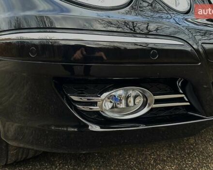 Черный Мерседес Е-Класс, объемом двигателя 2.15 л и пробегом 258 тыс. км за 11999 $, фото 20 на Automoto.ua