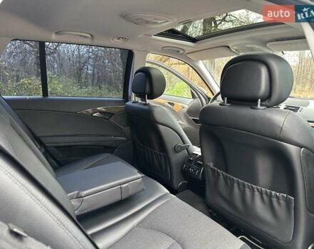 Черный Мерседес Е-Класс, объемом двигателя 2.15 л и пробегом 258 тыс. км за 11999 $, фото 51 на Automoto.ua