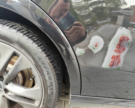 Мерседес Е-Клас 2010 у Яворове на Automoto.ua Чорний Мерседес Е-Клас, об'ємом двигуна 2.1 л та пробігом 290 тис. км за 11500 $, фото 6 на Automoto.ua