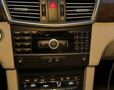 Чорний Мерседес Е-Клас, об'ємом двигуна 2.14 л та пробігом 367 тис. км за 10300 $, фото 14 на Automoto.ua