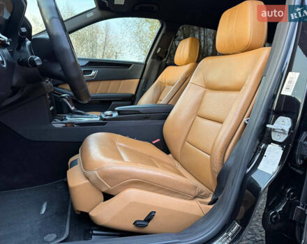 Мерседес Е-Клас 2010 у Коломые на Automoto.ua Чорний Мерседес Е-Клас, об'ємом двигуна 2.14 л та пробігом 374 тис. км за 10999 $, фото 15 на Automoto.ua