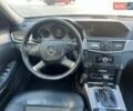 Чорний Мерседес Е-Клас, об'ємом двигуна 2.14 л та пробігом 320 тис. км за 8800 $, фото 6 на Automoto.ua