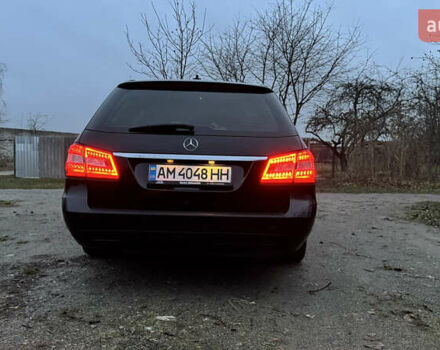 Черный Мерседес Е-Класс, объемом двигателя 2.14 л и пробегом 367 тыс. км за 10300 $, фото 5 на Automoto.ua