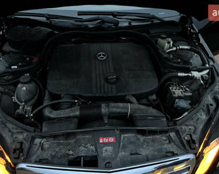 Чорний Мерседес Е-Клас, об'ємом двигуна 2.14 л та пробігом 367 тис. км за 10300 $, фото 15 на Automoto.ua