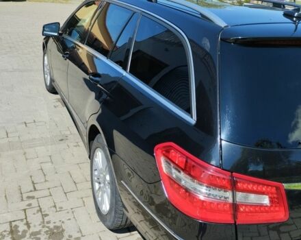 Черный Мерседес Е-Класс, объемом двигателя 2.1 л и пробегом 359 тыс. км за 9000 $, фото 10 на Automoto.ua