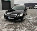Черный Мерседес Е-Класс, объемом двигателя 2.14 л и пробегом 450 тыс. км за 10300 $, фото 1 на Automoto.ua