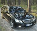 Чорний Мерседес Е-Клас, об'ємом двигуна 2.1 л та пробігом 439 тис. км за 8499 $, фото 1 на Automoto.ua