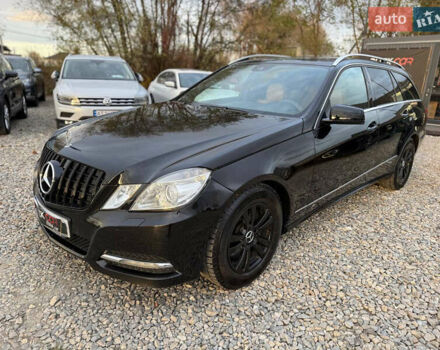 Мерседес Е-Клас 2010 у Коломые на Automoto.ua Чорний Мерседес Е-Клас, об'ємом двигуна 2.14 л та пробігом 374 тис. км за 10999 $, фото 4 на Automoto.ua
