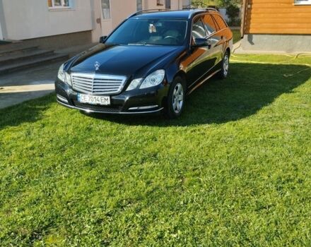 Черный Мерседес Е-Класс, объемом двигателя 2.1 л и пробегом 359 тыс. км за 9000 $, фото 5 на Automoto.ua