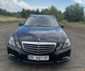 Черный Мерседес Е-Класс, объемом двигателя 3 л и пробегом 300 тыс. км за 12114 $, фото 1 на Automoto.ua