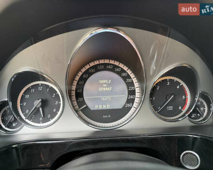 Мерседес Е-Клас 2010 у Коломые на Automoto.ua Чорний Мерседес Е-Клас, об'ємом двигуна 2.14 л та пробігом 374 тис. км за 10999 $, фото 34 на Automoto.ua