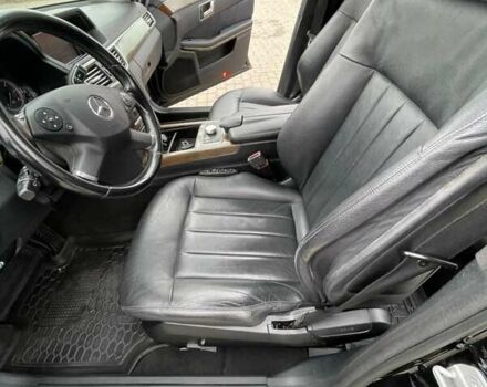 Чорний Мерседес Е-Клас, об'ємом двигуна 2.9 л та пробігом 342 тис. км за 10900 $, фото 3 на Automoto.ua