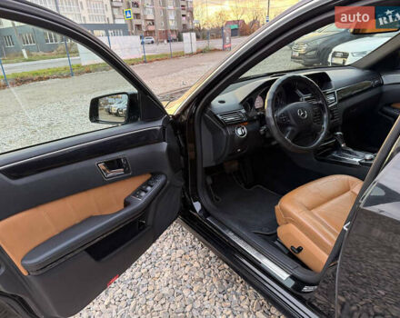 Мерседес Е-Клас 2010 у Коломые на Automoto.ua Чорний Мерседес Е-Клас, об'ємом двигуна 2.14 л та пробігом 374 тис. км за 10999 $, фото 13 на Automoto.ua