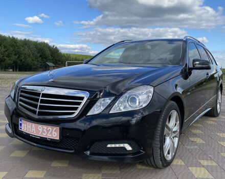 Чорний Мерседес Е-Клас, об'ємом двигуна 3 л та пробігом 290 тис. км за 15000 $, фото 3 на Automoto.ua