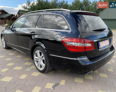 Чорний Мерседес Е-Клас, об'ємом двигуна 3 л та пробігом 290 тис. км за 15000 $, фото 23 на Automoto.ua