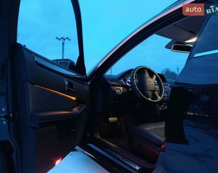 Черный Мерседес Е-Класс, объемом двигателя 2.2 л и пробегом 260 тыс. км за 13150 $, фото 17 на Automoto.ua