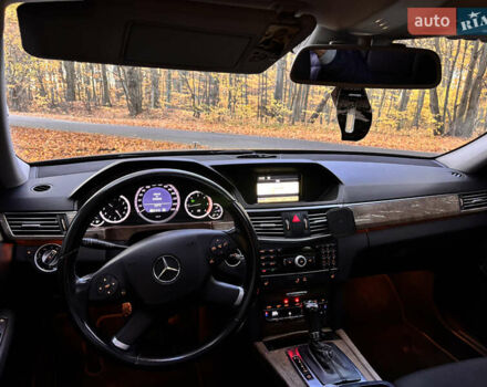 Мерседес Е-Клас 2011 у Золочів на Automoto.ua Чорний Мерседес Е-Клас, об'ємом двигуна 2.14 л та пробігом 370 тис. км за 12999 $, фото 24 на Automoto.ua