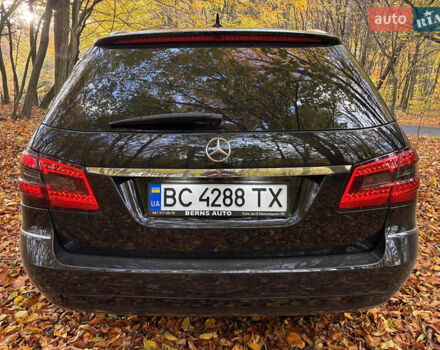 Мерседес Е-Клас 2011 у Золочів на Automoto.ua Чорний Мерседес Е-Клас, об'ємом двигуна 2.14 л та пробігом 370 тис. км за 12999 $, фото 4 на Automoto.ua